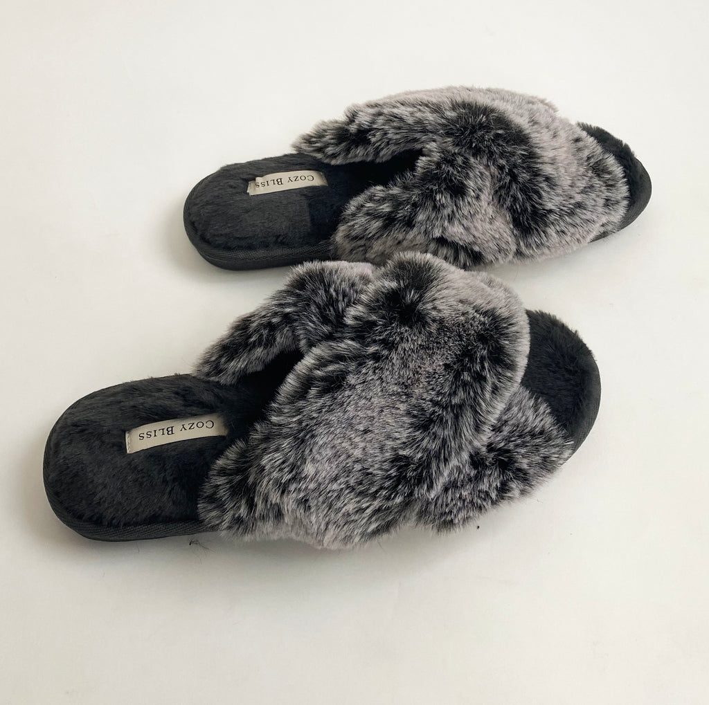 Barefoot Approved Slippers & Socks to Keep your Feet Cozy | Anya's Reviews